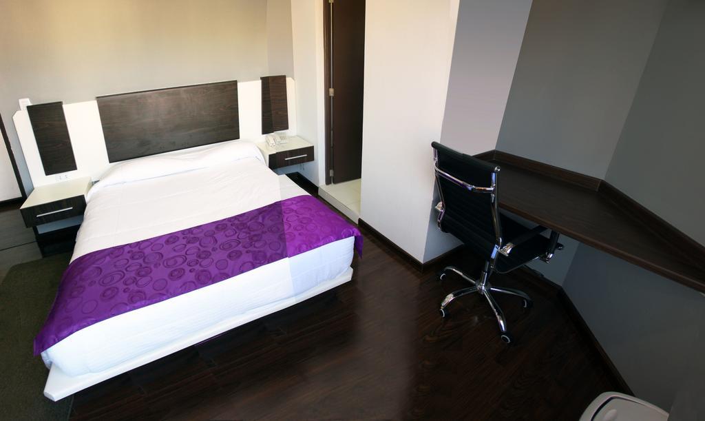 Apart Hotel Regina Cochabamba Quarto foto