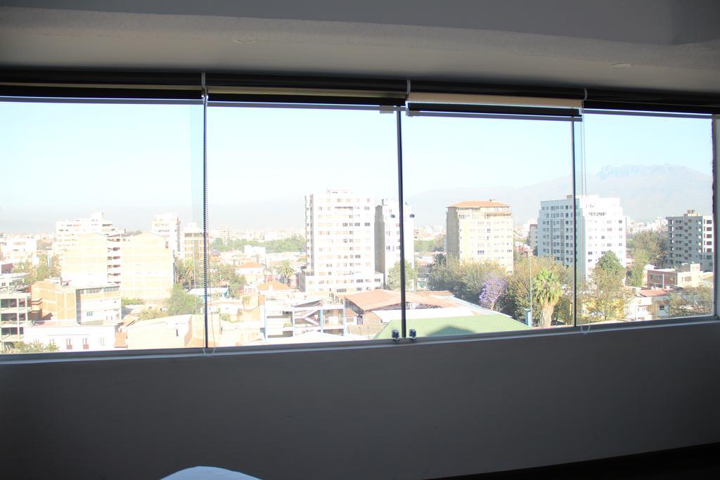 Apart Hotel Regina Cochabamba Quarto foto